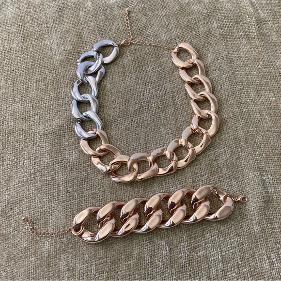 Set of Necklace and Bracelet Gold Tone And Silver | Lightweight | New No Tages - Picture 6 of 11